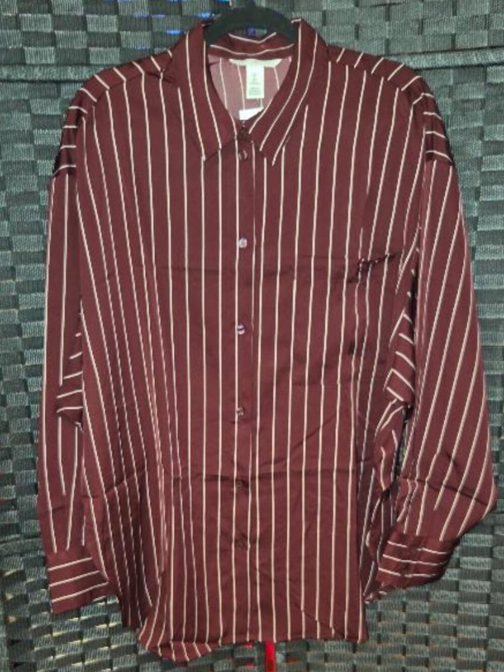 H&M Women's Loose Fit Twill Shirt Burgundy Striped